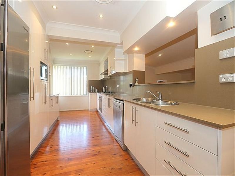 1 Briar Place, Georges Hall NSW 2198