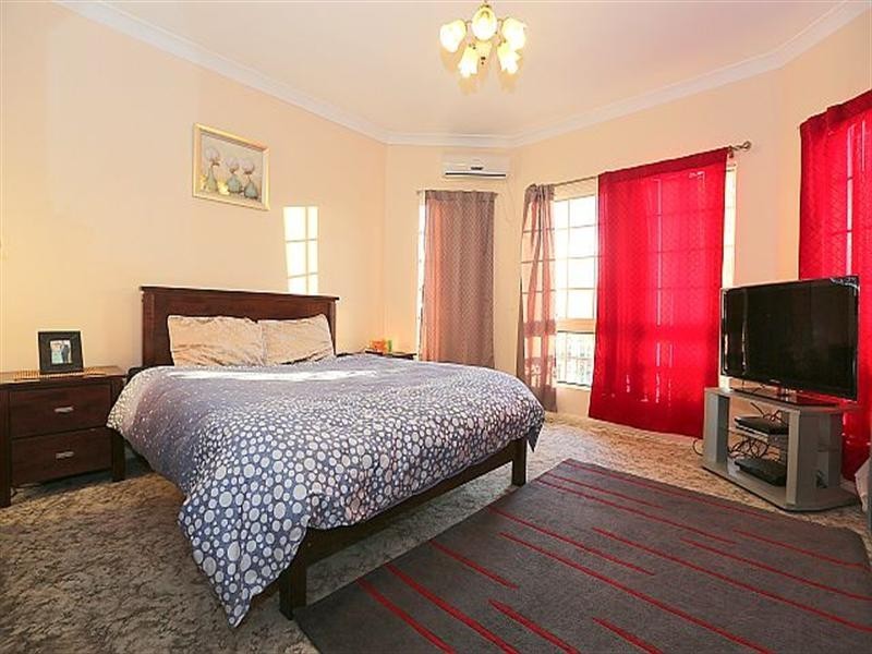 73A Highview Avenue, Greenacre NSW 2190