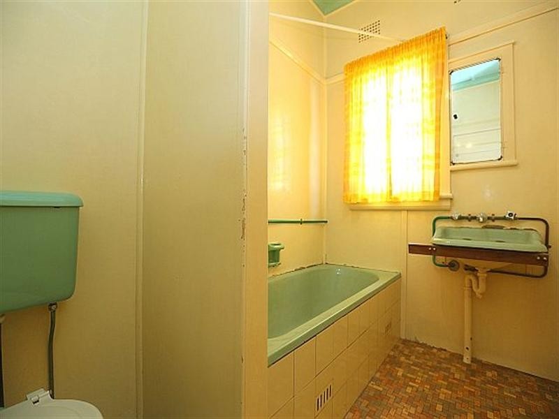 6 Stevens Street, Panania NSW 2213