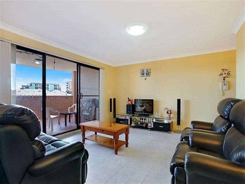 60/7-9 Cross Street, Bankstown NSW 2200