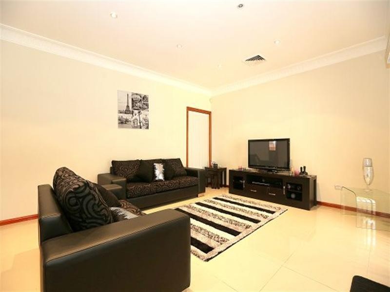 48 Railway Parade, Condell Park NSW 2200