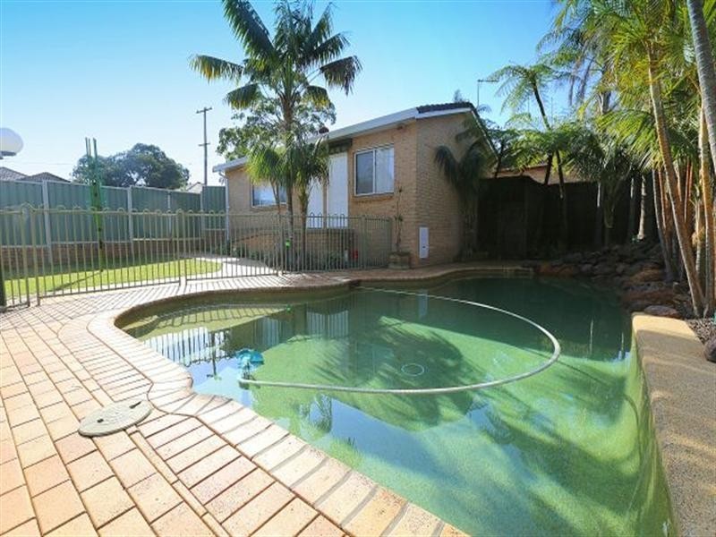 48 Railway Parade, Condell Park NSW 2200