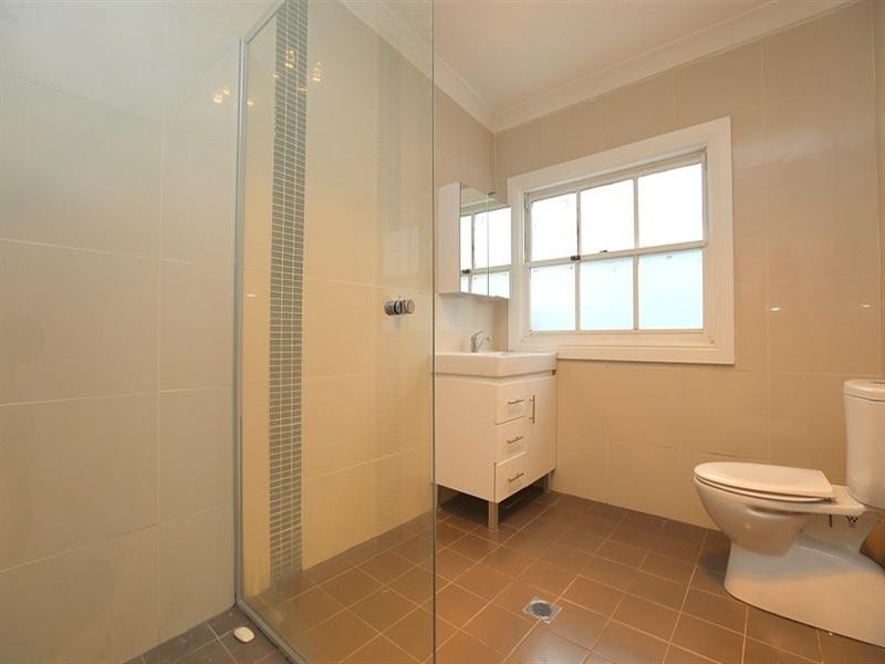 54 Endeavour Road, Georges Hall NSW 2198