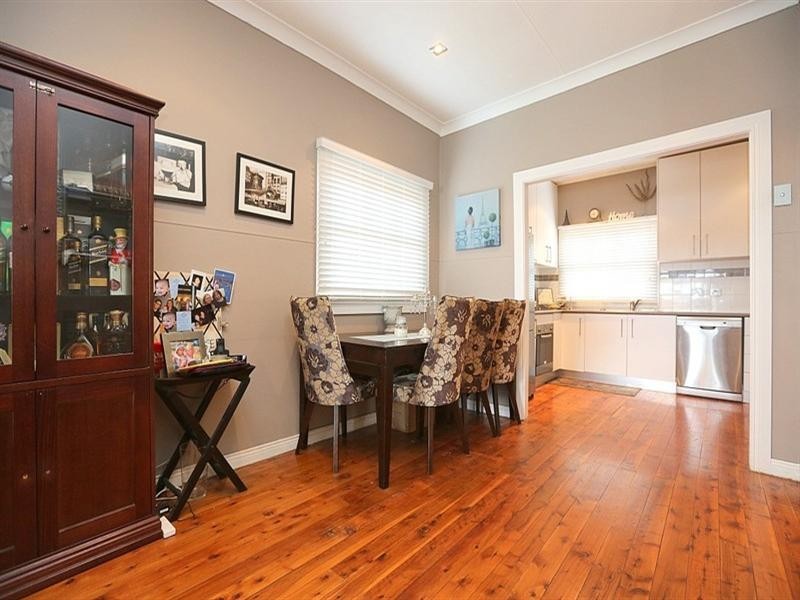 54 Endeavour Road, Georges Hall NSW 2198