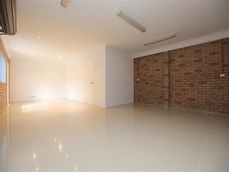 36 Old Kent Road, Greenacre NSW 2190