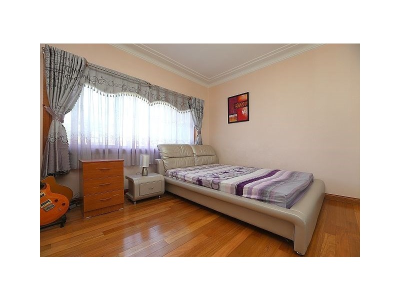 1 Noumea Avenue, Bankstown NSW 2200