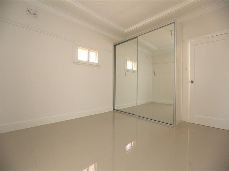 19 Chapel Street, Roselands NSW 2196