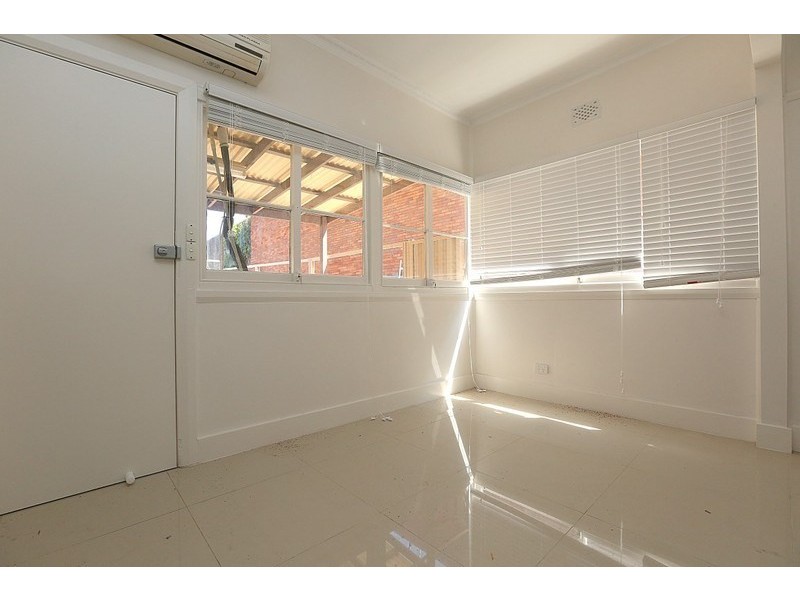 19 Chapel Street, Roselands NSW 2196