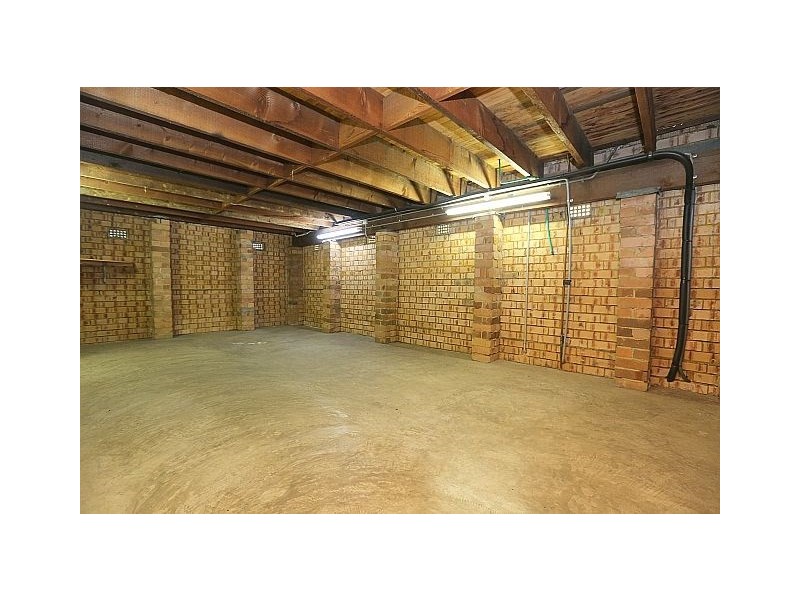 18 Yvonne Crescent, Georges Hall NSW 2198