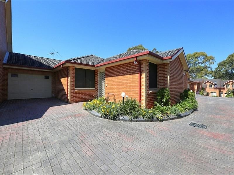 3/125 Rex Road, Georges Hall NSW 2198