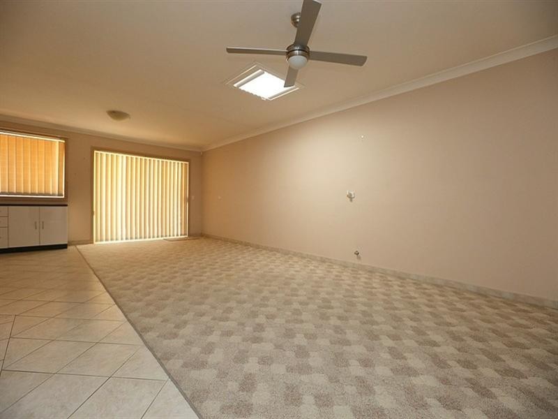 3/125 Rex Road, Georges Hall NSW 2198