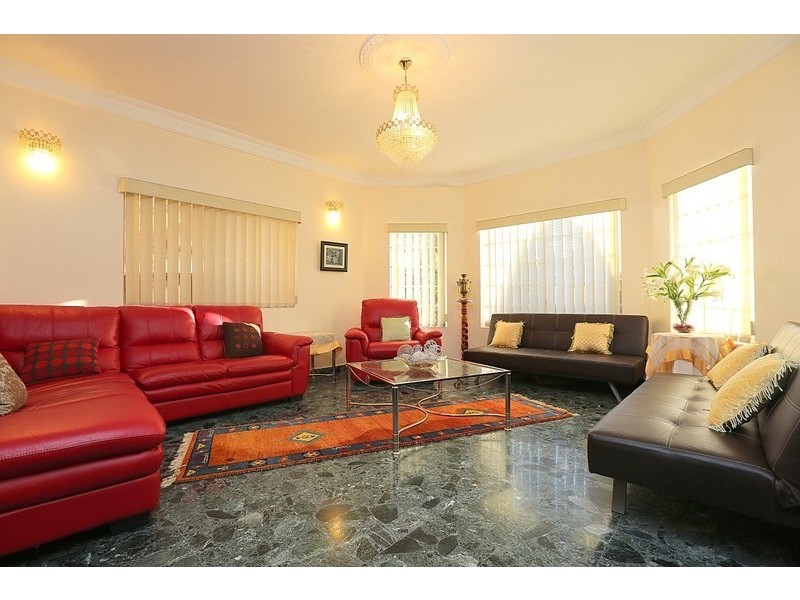 73a Highview Avenue, Greenacre NSW 2190