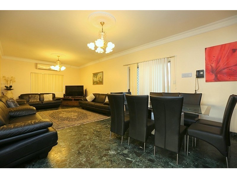 73a Highview Avenue, Greenacre NSW 2190