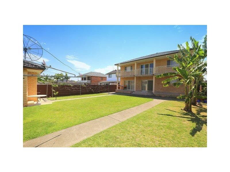 6 Verbena Avenue, Bankstown NSW 2200