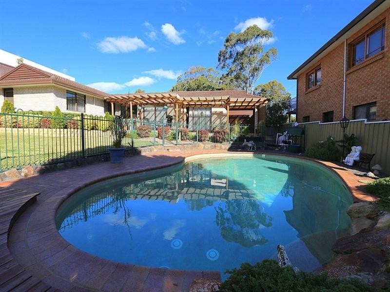 21 Pennington Avenue, Georges Hall NSW 2198