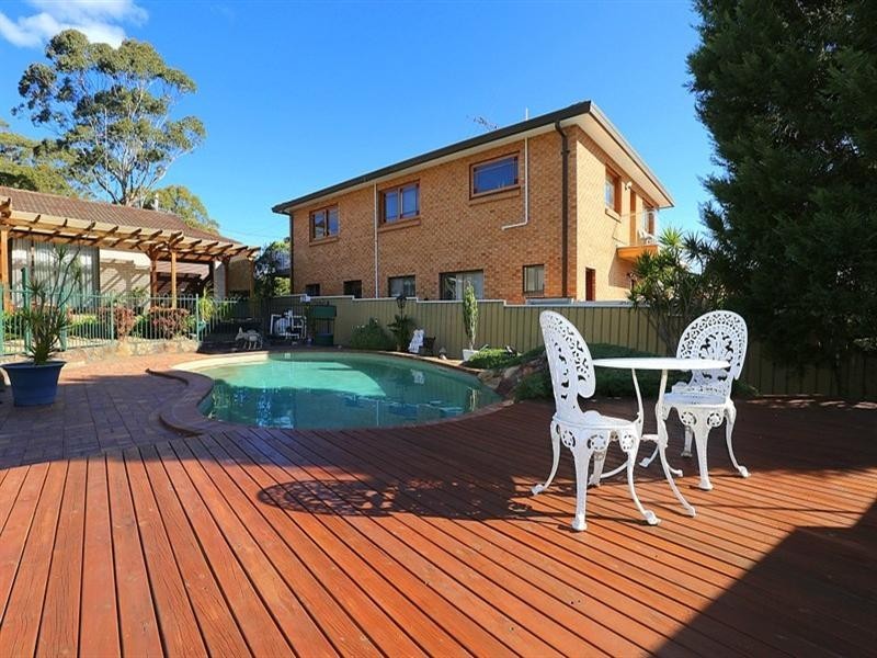 21 Pennington Avenue, Georges Hall NSW 2198