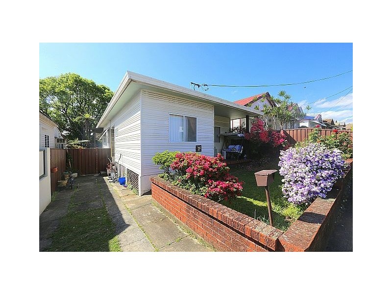 6 Edge Street, Wiley Park NSW 2195