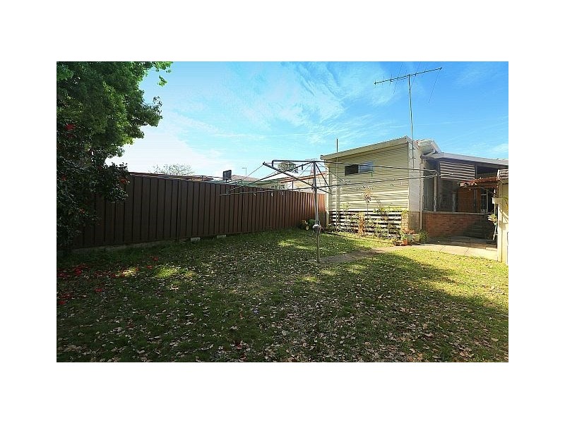 6 Edge Street, Wiley Park NSW 2195