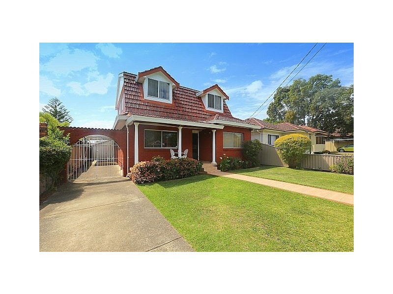 18 Birrong Avenue, Birrong NSW 2143