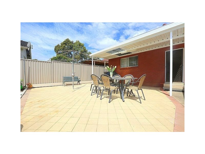 18 Birrong Avenue, Birrong NSW 2143