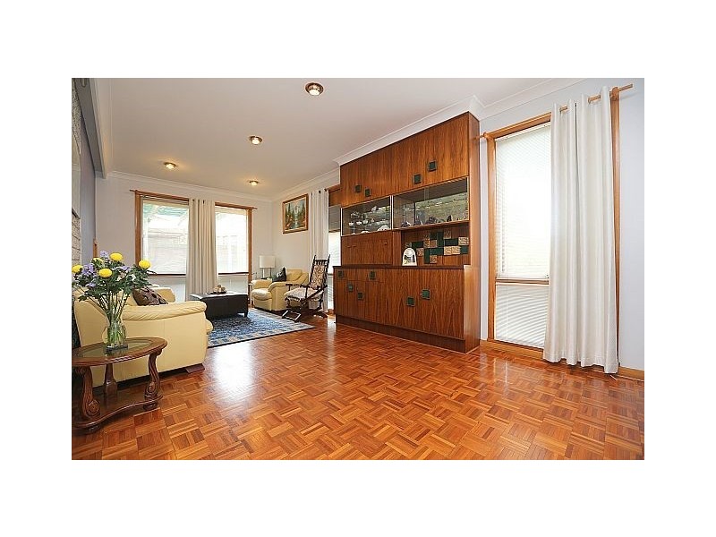 48 Lincoln Road, Georges Hall NSW 2198