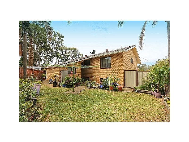48 Lincoln Road, Georges Hall NSW 2198