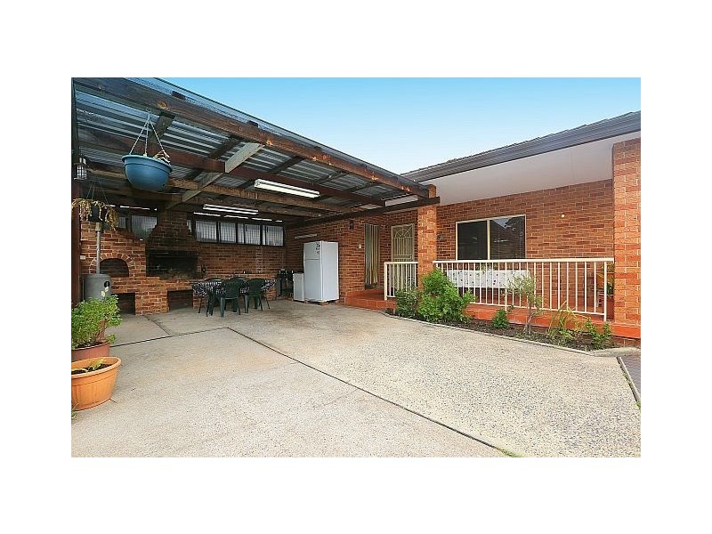 19 Queen Street, Revesby NSW 2212