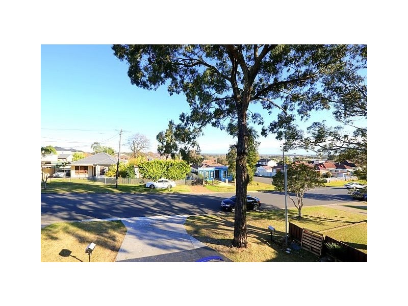 16 Winifred Street, Condell Park NSW 2200