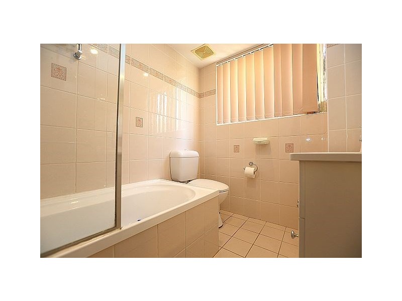 11/12-14 Dellwood Street, Bankstown NSW 2200
