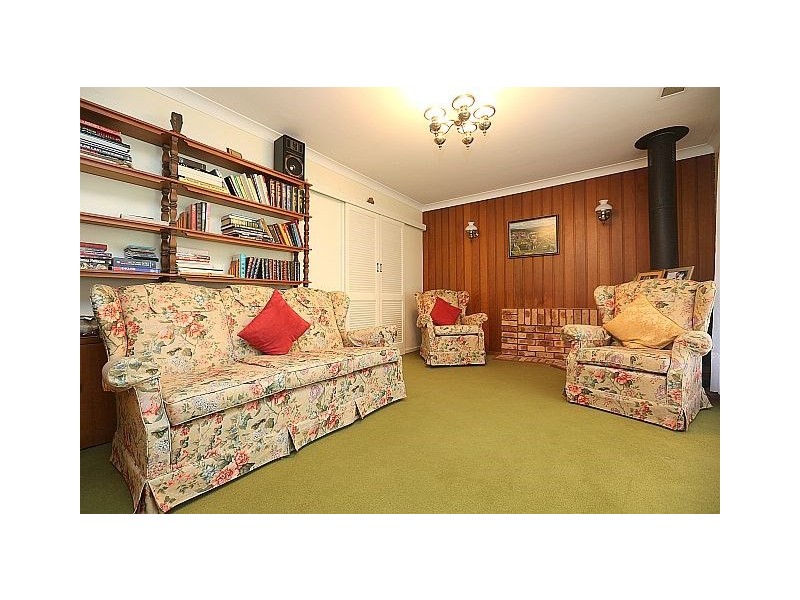 11 Pollock Street, Georges Hall NSW 2198