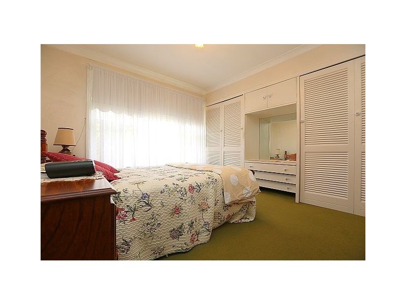 11 Pollock Street, Georges Hall NSW 2198