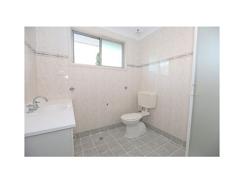 23 Sturt Avenue, Georges Hall NSW 2198