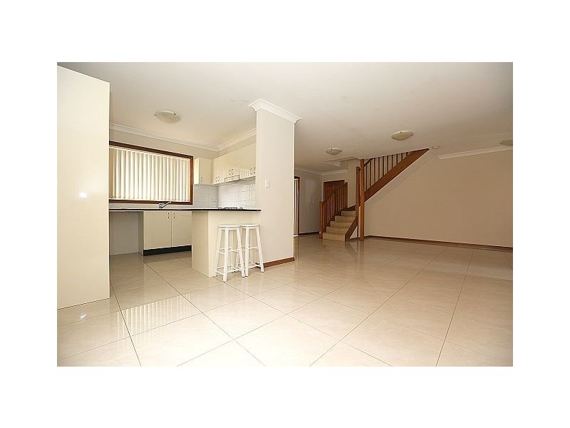 2/42 Batt Street, Sefton NSW 2162