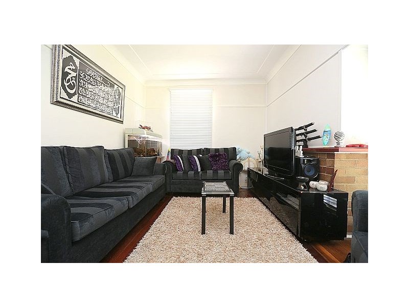 7 Bamfield Avenue, Yagoona NSW 2199