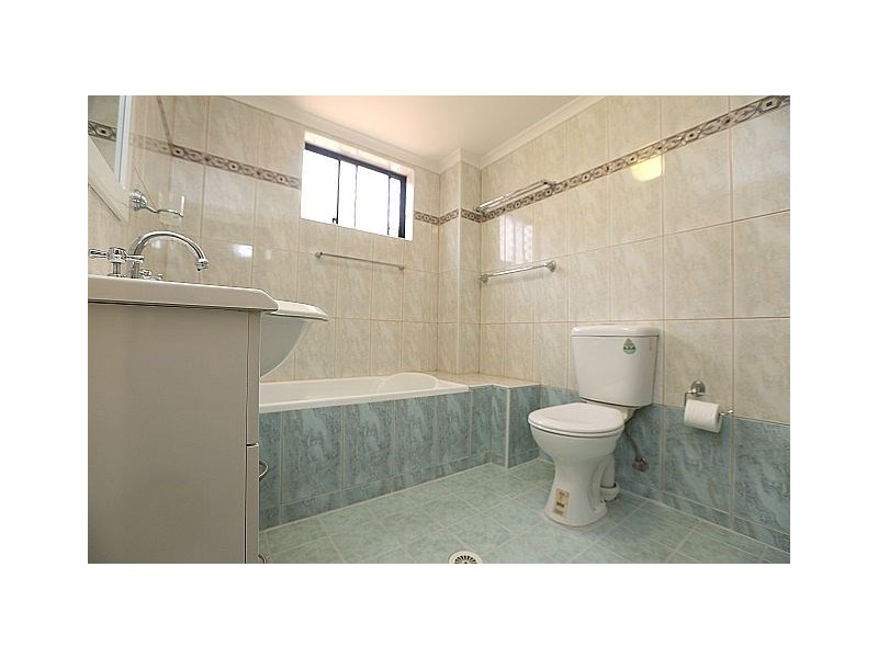 9/2A Mulla Road, Yagoona NSW 2199