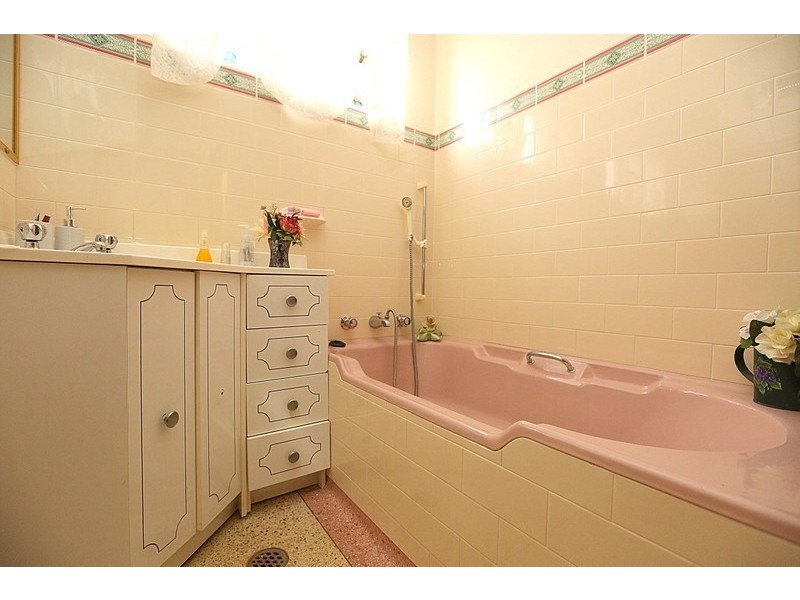 105 Flinders Road, Georges Hall NSW 2198