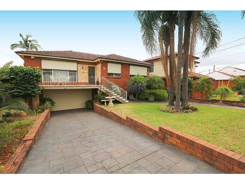 105 Flinders Road, Georges Hall NSW 2198