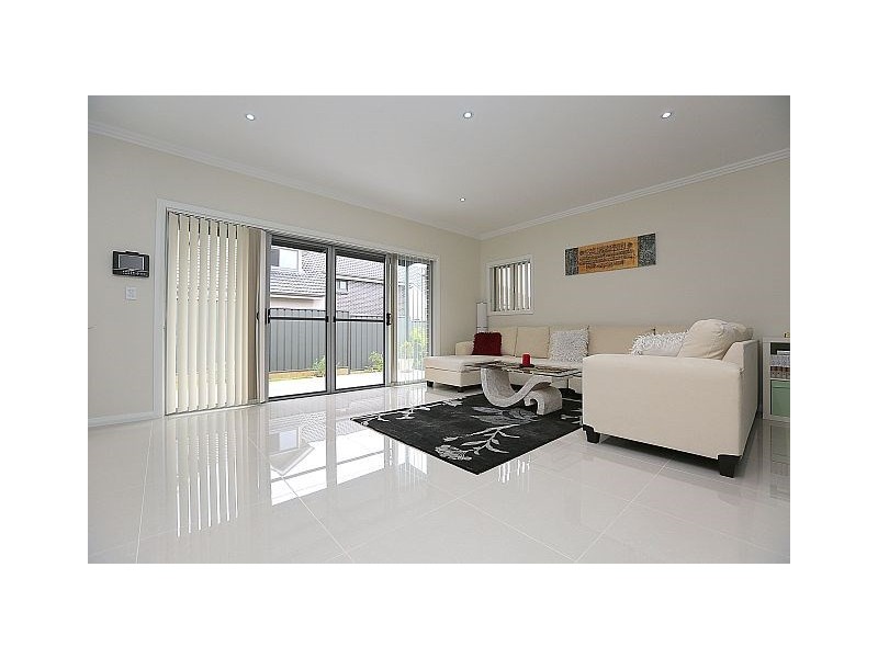 3/64 Taylor Street, Condell Park NSW 2200