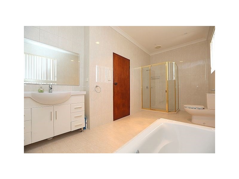 51 Flinders Road, Georges Hall NSW 2198