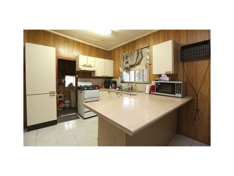 16 Townsend Street, Condell Park NSW 2200