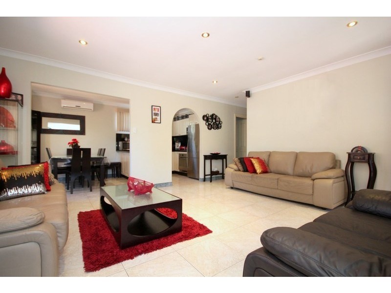 9/77-79 Boronia Road, Greenacre NSW 2190