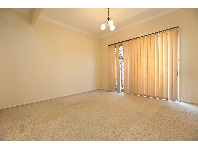 14/135 Rex Road, Georges Hall NSW 2198