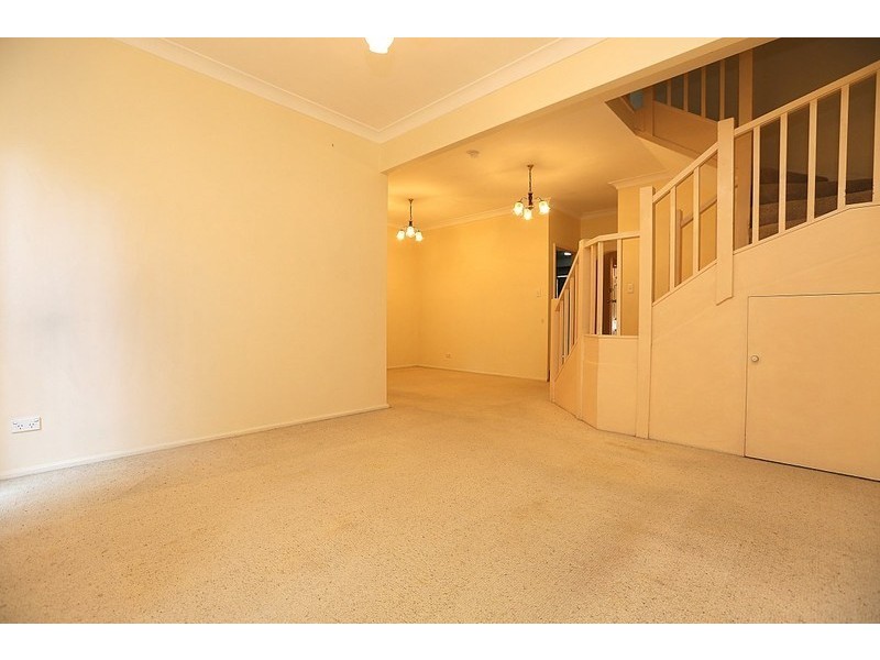 14/135 Rex Road, Georges Hall NSW 2198