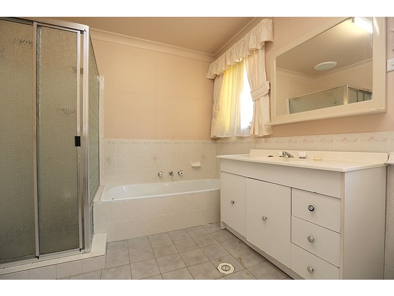 10 Thornton Avenue, Bass Hill NSW 2197