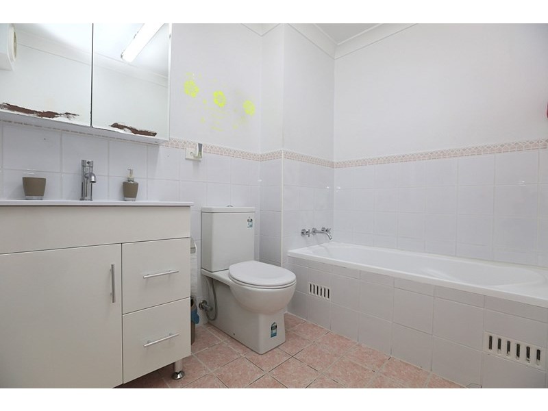 6/45 Dewitt Street, Bankstown NSW 2200