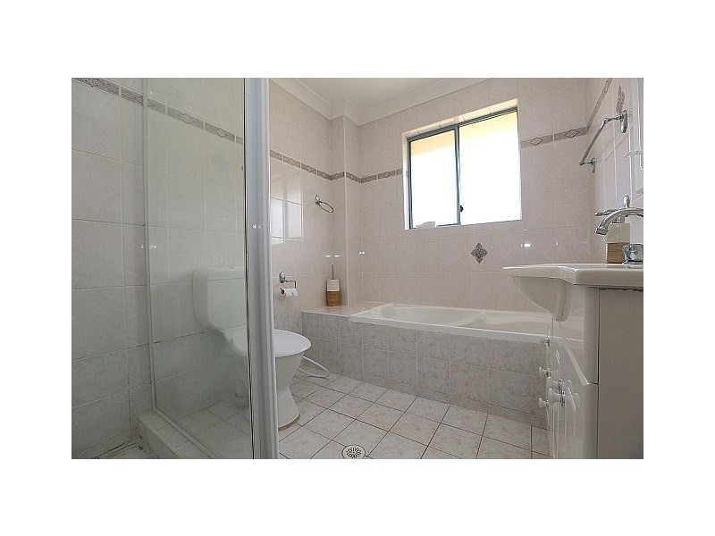 9/105 Meredith Street, Bankstown NSW 2200