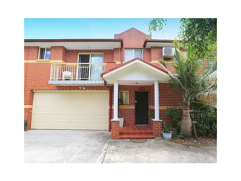 3/29 Prairie Vale Road, Bankstown NSW 2200
