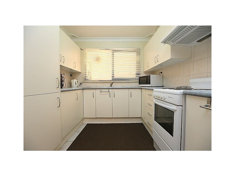 2/17 Leemon Street, Condell Park NSW 2200