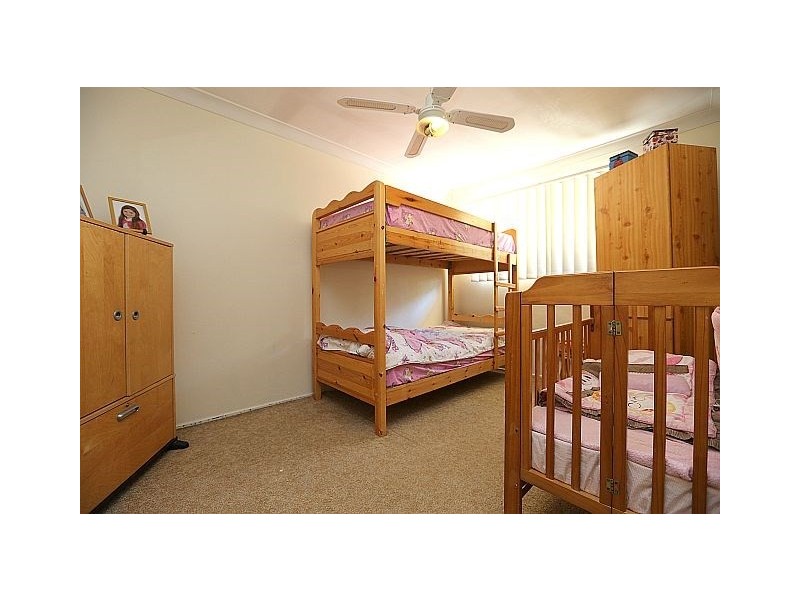 2/17 Leemon Street, Condell Park NSW 2200