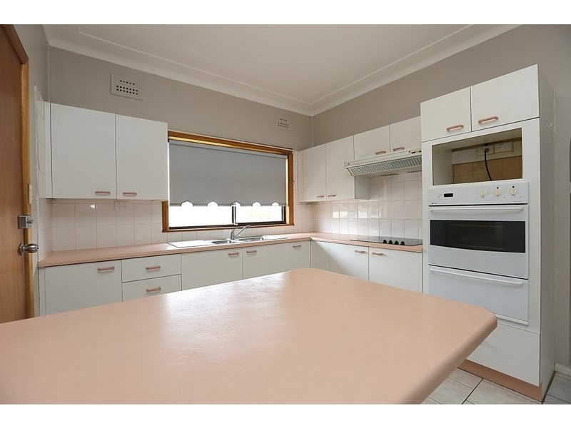 26 Mcgowen Crescent, Liverpool NSW 2170